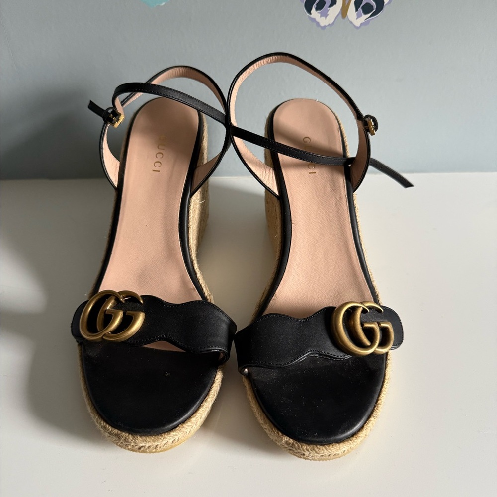 GUCCI Women's GG Marmont Wedge Espadrille Sandals Leather Black